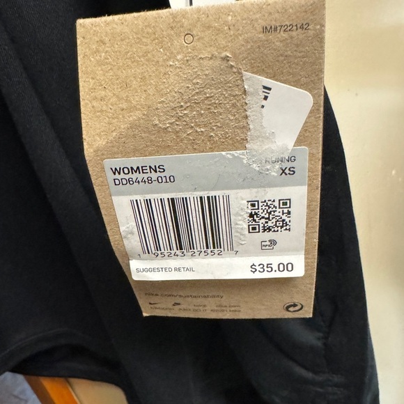 women’s x-small nike tank top - Picture 3 of 3